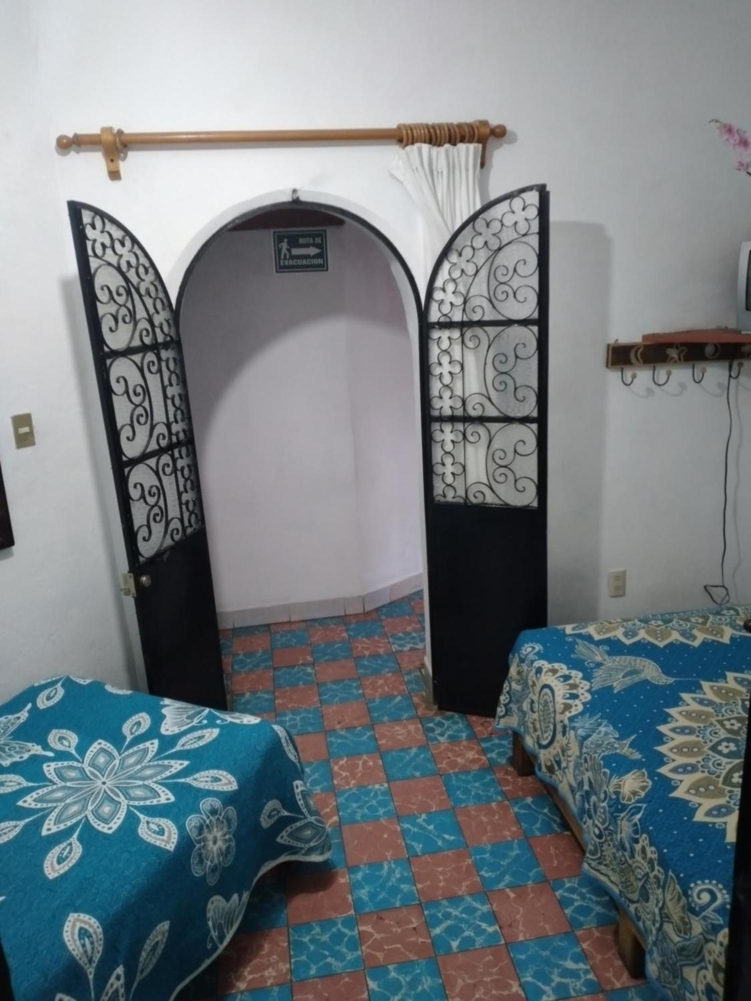 Hotel Las Palomas Taxco de Alarcon Exterior photo
